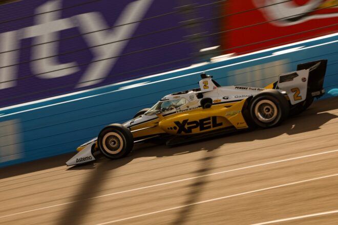 インディカーの開幕前オープンテストがフェニックスで実施。25人がショートオーバルで計4853周をラップ