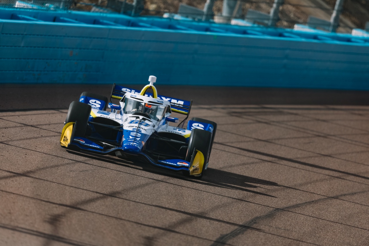 インディカーの開幕前オープンテストがフェニックスで実施。25人がショートオーバルで計4853周をラップ