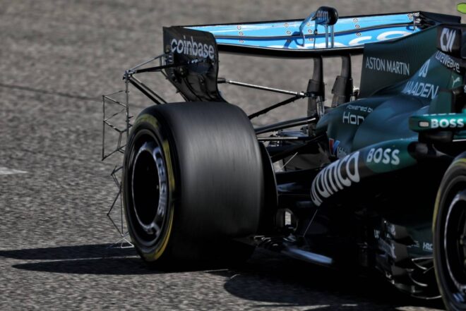 アストンマーティンAMR26