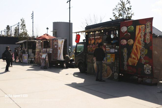 トヨタのGTドライバーによる交流イベント『TDGAファンフェスタ2026』が開催。KYOJOドライバーも登場