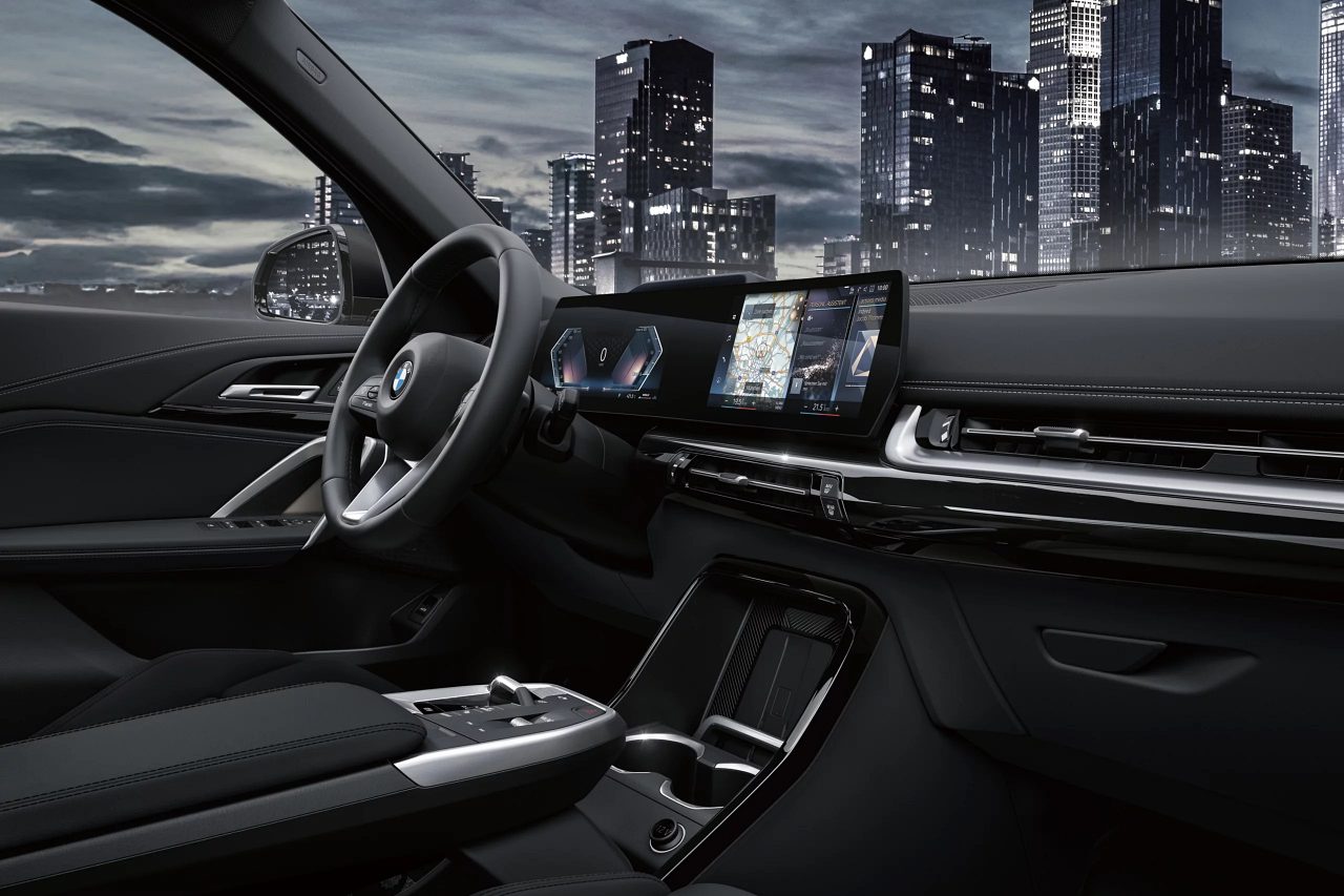 BMW、主力『3シリーズ』やSAVの『X1』『X3』系に精悍なブラックの限定車“Edition Shadow”を導入