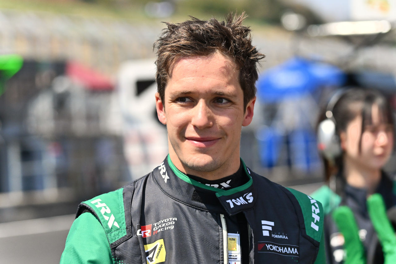 サッシャ・フェネストラズ