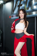 赤城ありさ VELENO＆Garage力 2026年/オートサロンの写真①