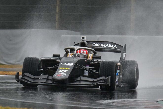 ロマン・スタネック（Buzz MK RACING）