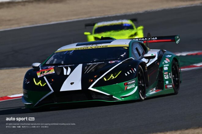 今年は少し早めにスーパーGTフルカラーリング車両が登場。その裏にはファンのための新たなプロモーション規則あり