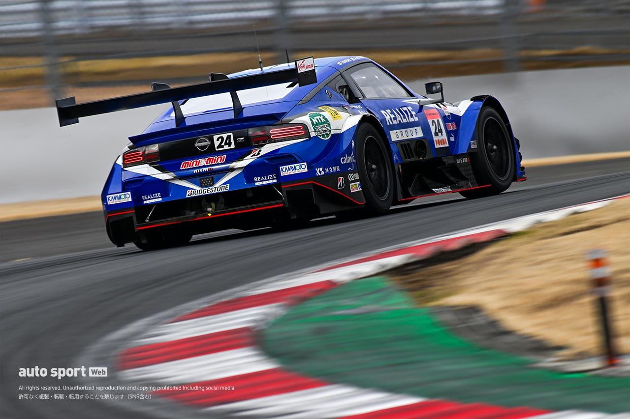 今年は少し早めにスーパーGTフルカラーリング車両が登場。その裏にはファンのための新たなプロモーション規則あり