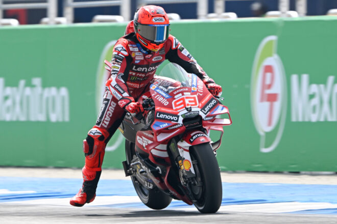 初日最速のベゼッチがポール獲得。前年王者のM.マルケスは2番手に続く／第1戦タイGP