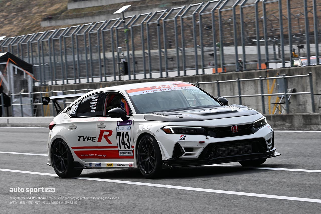 開幕戦の舞台モビリティリゾートもてぎでスーパー耐久公式テスト開催。TKRI松永建設AMG GT3がトップタイム