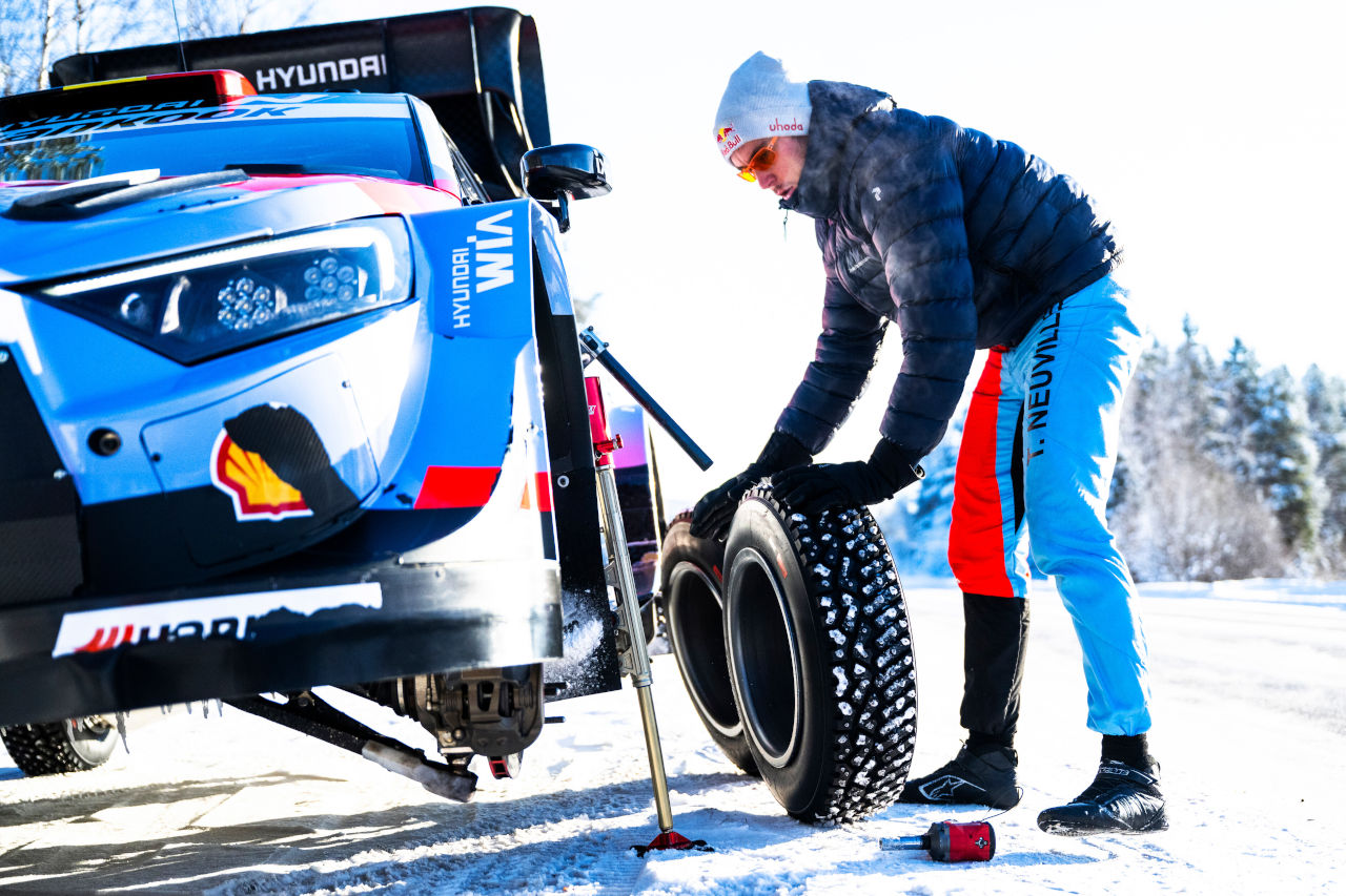WRC王者ティエリー・ヌービルがGTカーをドライブへ。GT3リバイバル・シリーズ初の公式テスト参加者が明らかに