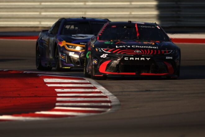 歴史的快進撃。トヨタのレディックが史上初の開幕3連勝「SVGを倒したいと思っていた」／NASCAR第3戦