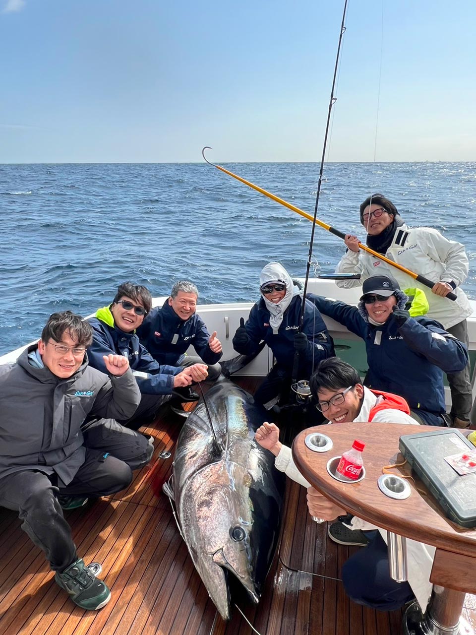 木村武史、伊豆大島沖で200kg超のクロマグロを一本釣り。世界で戦うジェントルマンドライバーの超豪快釣りエピソード