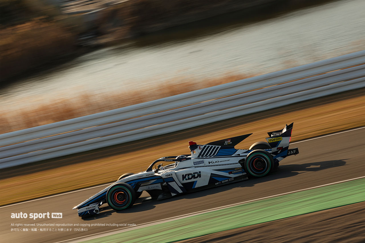 小林可夢偉（KDDI TGMGP TGR-DC）