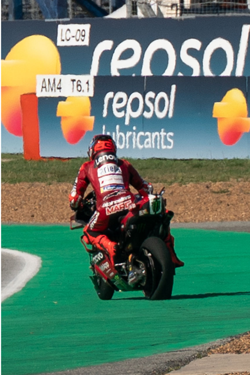 リヤタイヤがパンクしてしまったマルク・マルケス（ドゥカティ・レノボ・チーム）／2026MotoGP第1戦タイGP