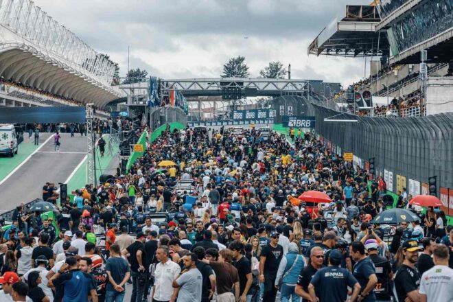 新世代SUVの2年目は大排気量V8に電撃回帰。セッテ・カマラ、カルデロン、バリチェロの甥っ子も参戦／SCB