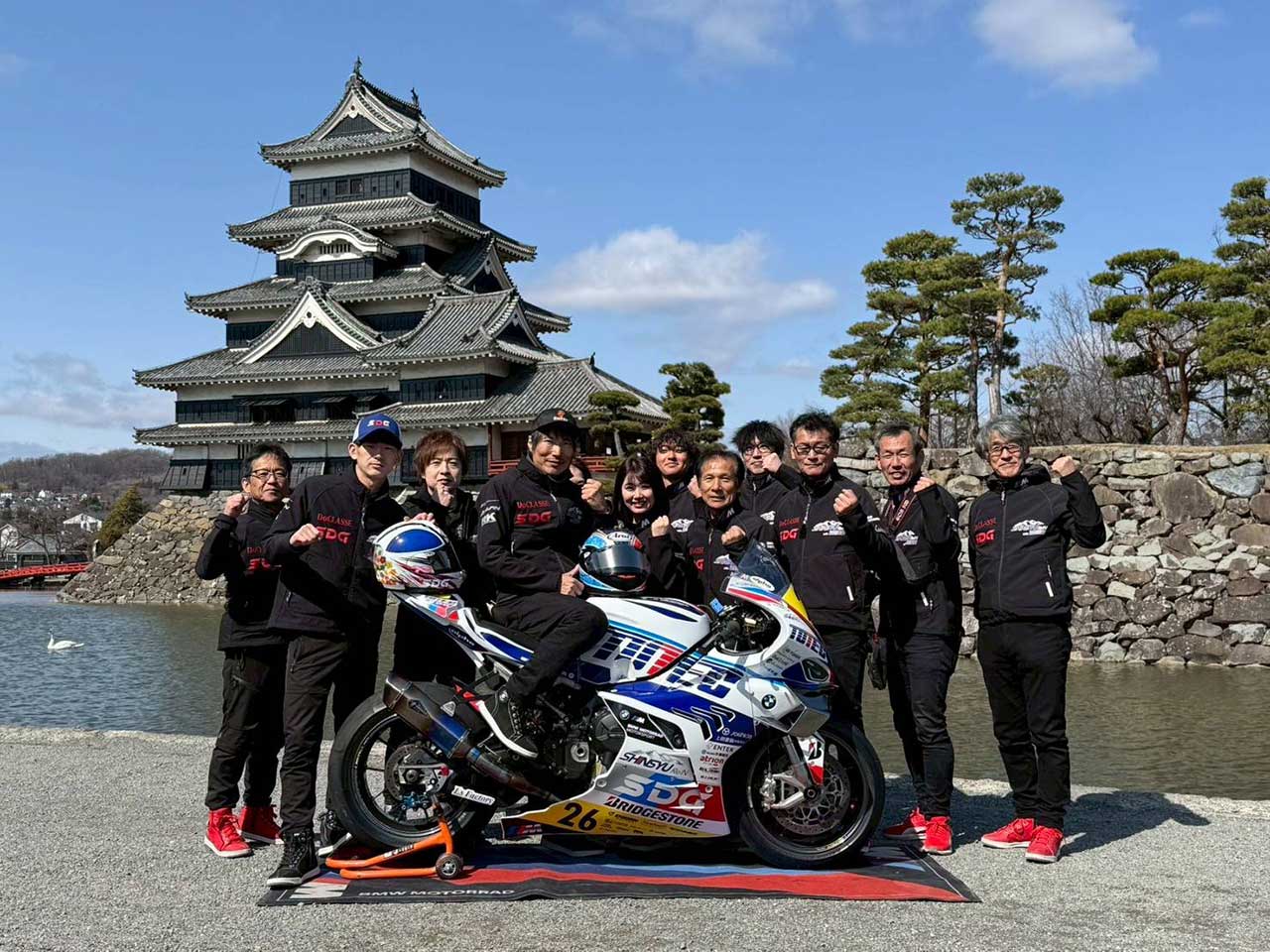 信州Re:N with TOTEC、松本城で2026年体制発表。奥田教介が新加入、鈴鹿8耐に挑み全日本ロードにもスポット参戦へ