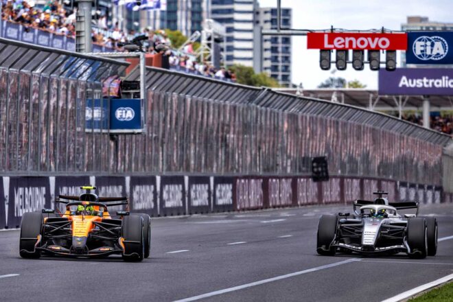 ランド・ノリス（マクラーレン）＆セルジオ・ペレス（キャデラック）