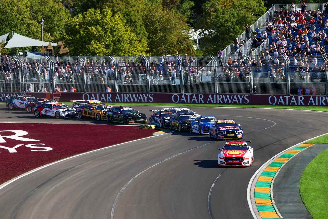 古豪DJRのエースが圧巻の4戦3勝。T8も勝利でマスタングが完全制覇。GRスープラは3位初表彰台／RSC第2戦