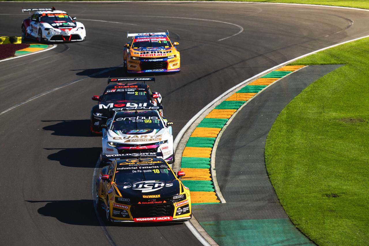 古豪DJRのエースが圧巻の4戦3勝。T8も勝利でマスタングが完全制覇。GRスープラは3位初表彰台／RSC第2戦