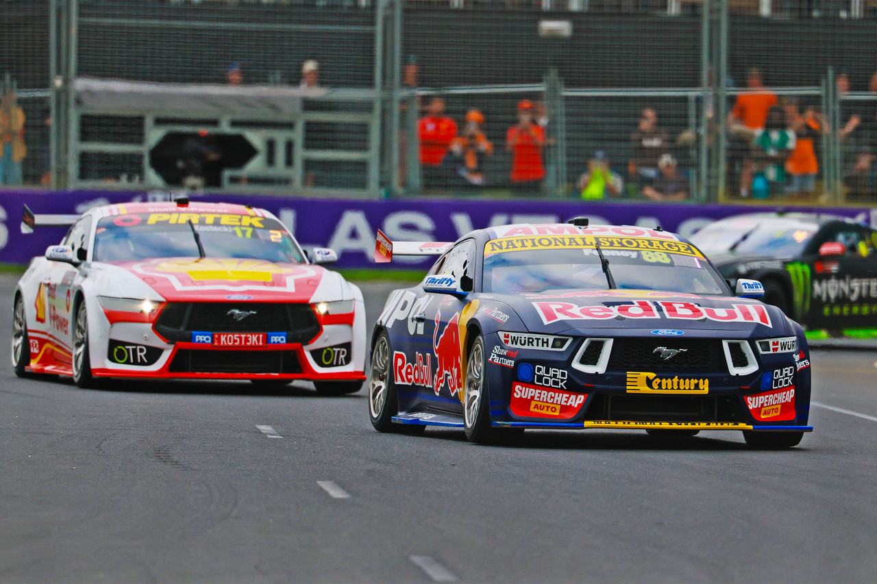 古豪DJRのエースが圧巻の4戦3勝。T8も勝利でマスタングが完全制覇。GRスープラは3位初表彰台／RSC第2戦