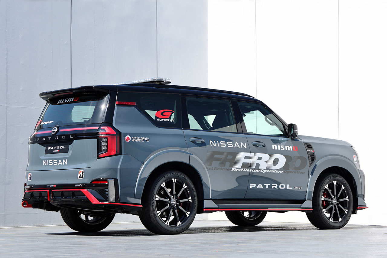 ニッサン、新型『パトロール・ニスモ』をスーパーGTのFRO車両に提供。第1戦で贈呈式を実施