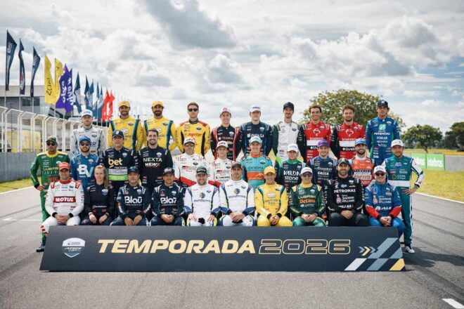 大排気量V8回帰のSUVストックは、酷暑のなか王者のミツビシ・エクリプスクロスが完勝／SCB開幕戦