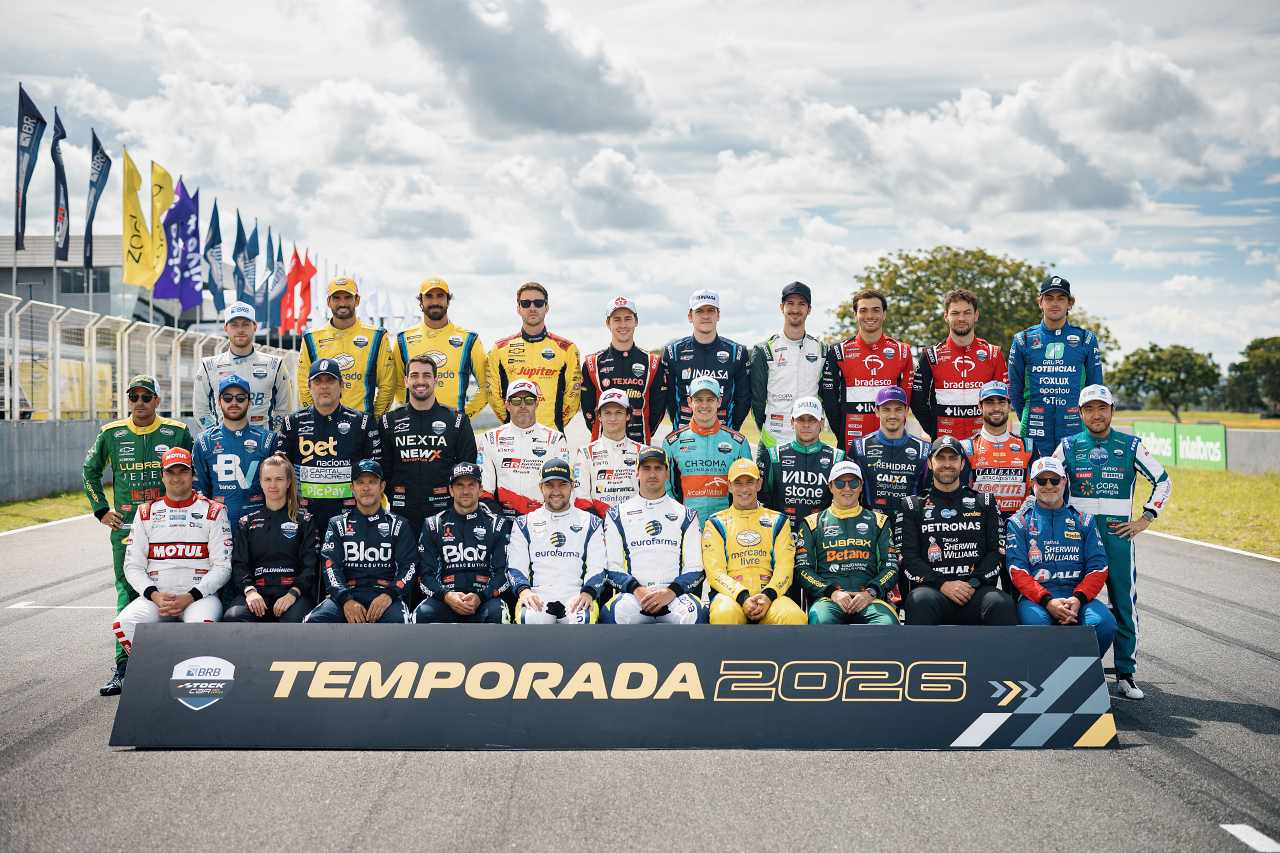 大排気量V8回帰のSUVストックは、酷暑のなか王者のミツビシ・エクリプスクロスが完勝／SCB開幕戦