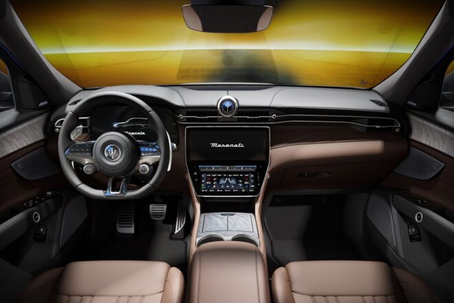 マセラティ、主力SUV『グレカーレ』にビスポーク仕様の限定車“クリスタッロ／ルミナブルー”を導入