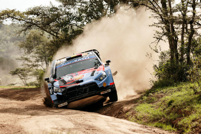 オジエ猛追！ 2番手に浮上し首位ソルベルグに急接近。その差は1秒に／WRC第3戦サファリ・ラリー・ケニア