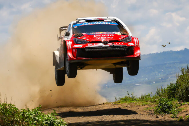 オジエ猛追！ 2番手に浮上し首位ソルベルグに急接近。その差は1秒に／WRC第3戦サファリ・ラリー・ケニア