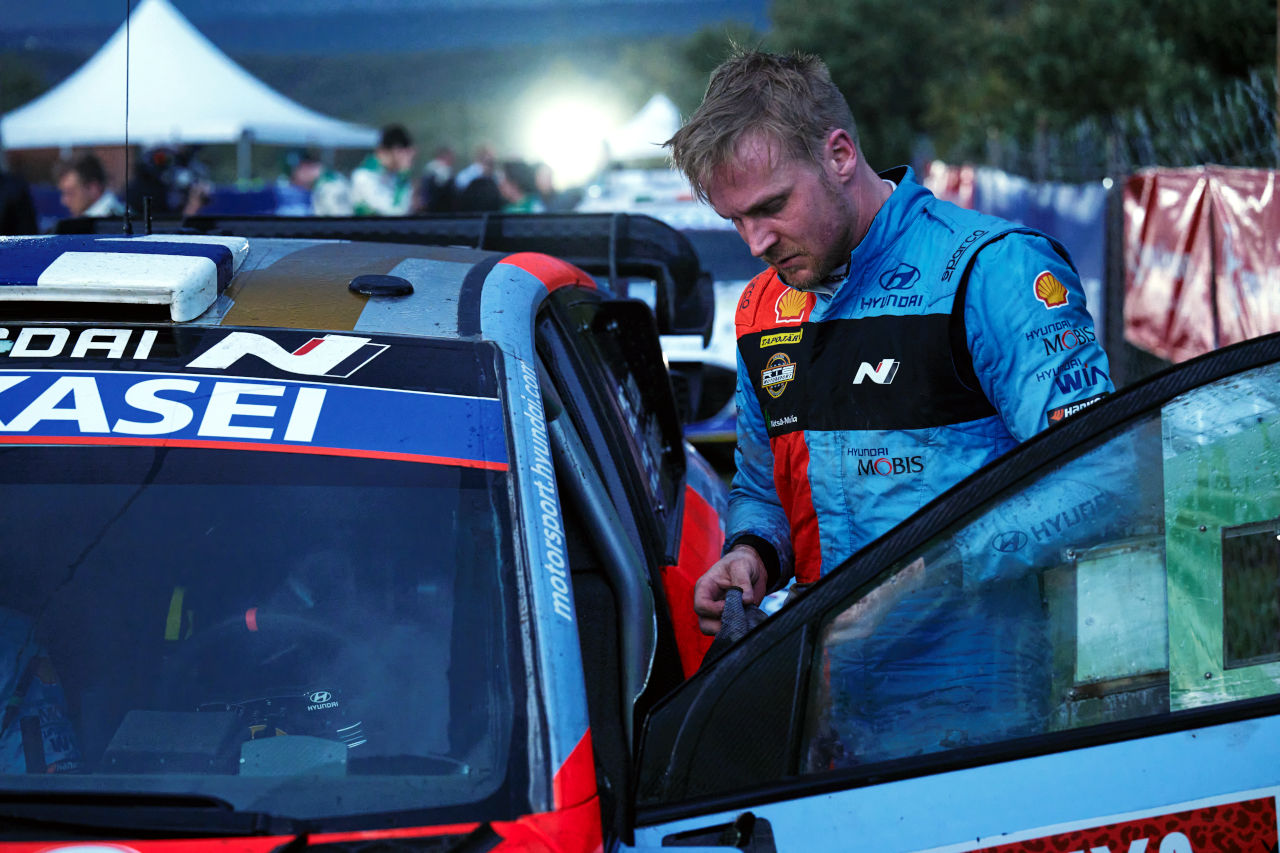 “貯金”激減の首位ソルベルグ「不運だったが、まだリードしている」／WRC第3戦ケニア デイ2コメント集