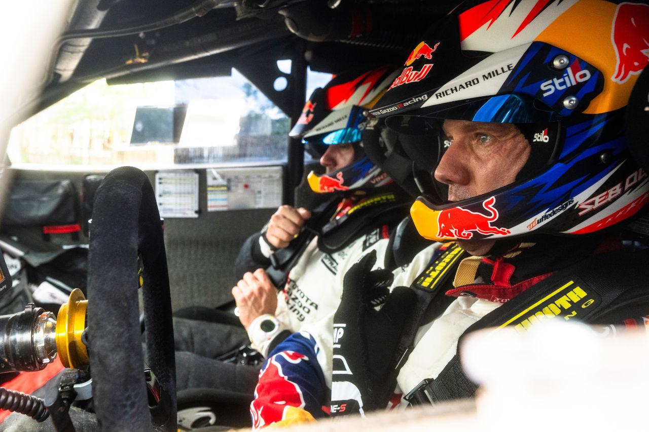 独走から一転リタイアのソルベルグ「本当に辛いが、明日は全力で巻き返す」／WRCケニア・デイ3コメント集