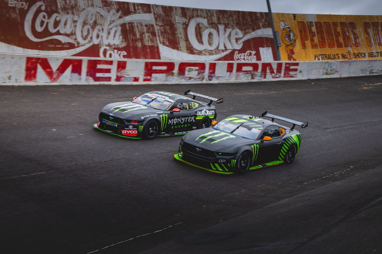 オスカー・ピアストリのRSCフォード・マスタング“全開オンボード”映像公開「彼は本当にナチュラル」