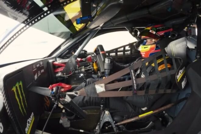 オスカー・ピアストリのRSCフォード・マスタング“全開オンボード”映像公開「彼は本当にナチュラル」