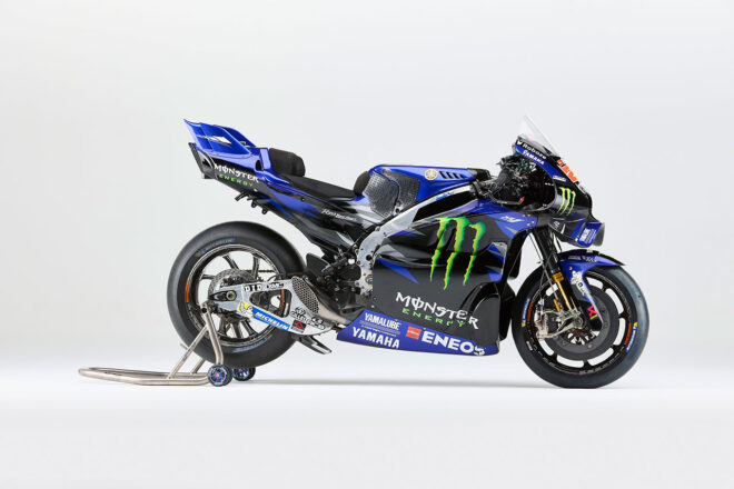 ヤマハ転換の1年。直4の進化とV4エンジンの並行開発と決断の裏側「これまでとは別のマシンです」／MotoGP