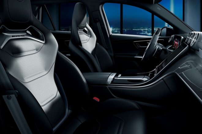 メルセデスAMG、人気の『GLC 43 4MATIC／クーペ』に精悍な特別仕様車“Edition Night Carbon”が登場