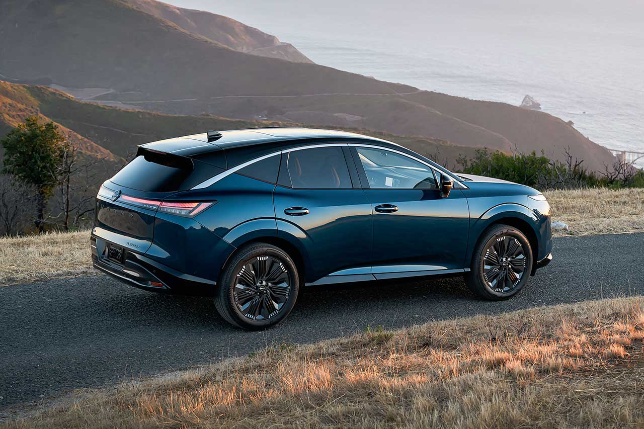 ニッサン、アメリカ生産車『ムラーノ』の日本導入を発表。2027年初頭から販売開始へ