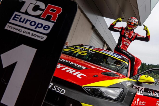 【WEEKLY ROUND UP】地球の裏側から『ニッサン・キックス』も立派なFFツーリングカーになってます