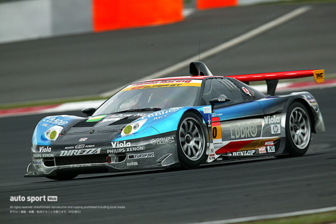 『EBBRO M-TEC NSX（GT300）』連覇叶わなかったほぼGT500のNSX【忘れがたき銘車たち】