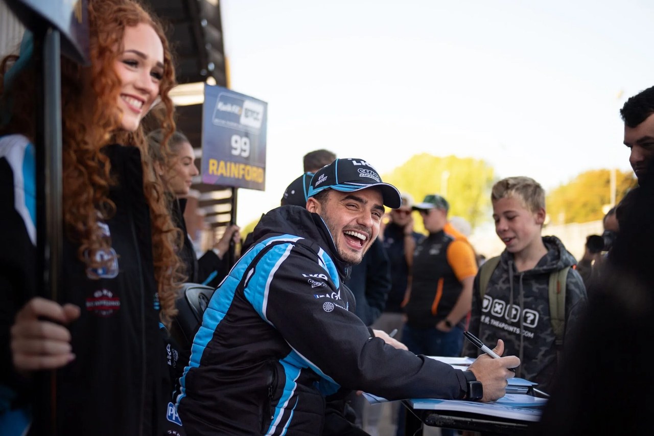 プラト・レーシングが新型『メルセデスAMG A35』を初公開。有力チームのシートも続々確定／BTCC