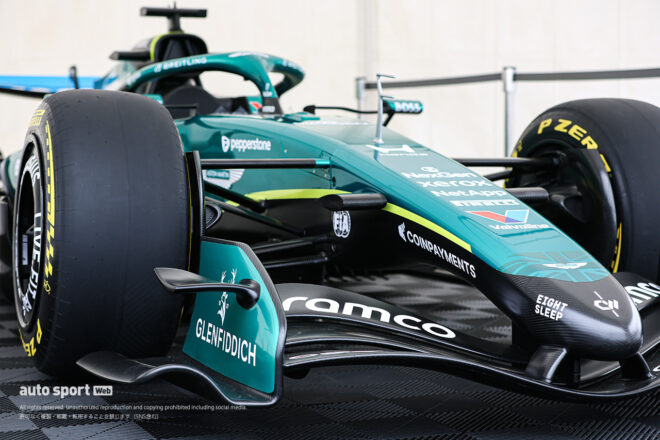 最新F1マシンがモータースポーツジャパン2026に登場。アストンマーティン・ホンダ『AMR26』が横浜・山下ふ頭に展示中