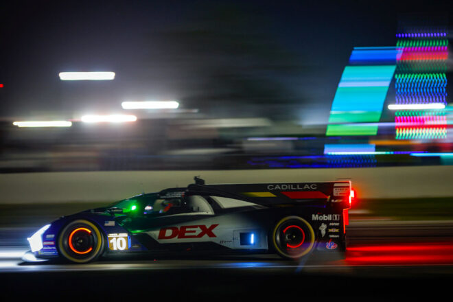 伝統のセブリング12時間レースが開幕。走行初日はポルシェとキャデラックがトップを分け合う／IMSA第2戦