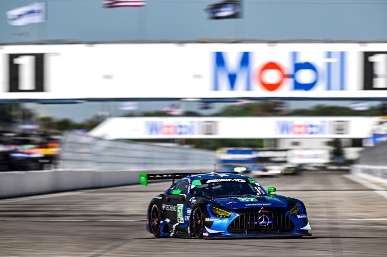 伝統のセブリング12時間レースが開幕。走行初日はポルシェとキャデラックがトップを分け合う／IMSA第2戦