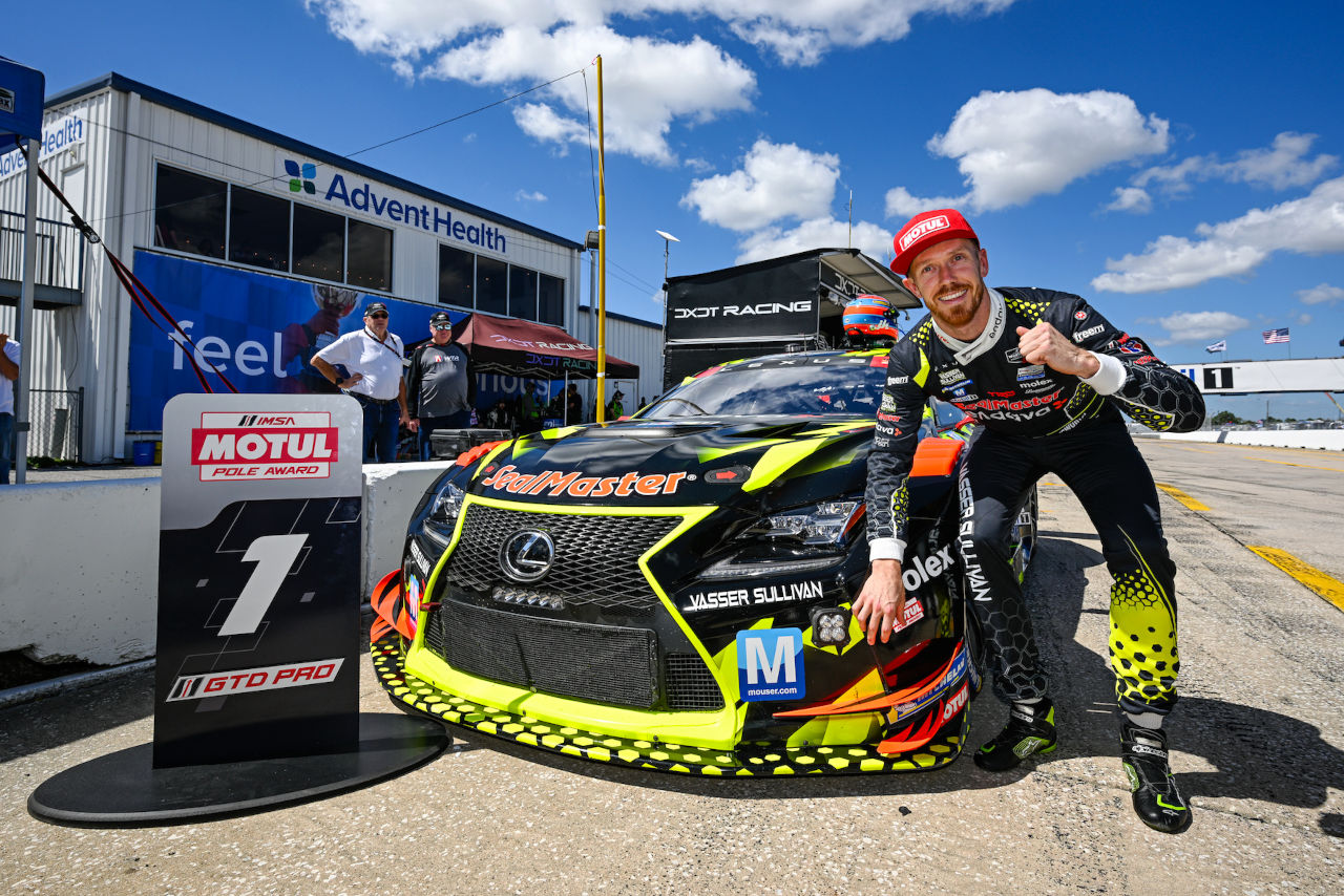 エイトケン駆るキャデラックがセブリング12時間のポール奪取。100戦目ホークスワースはライバルを圧倒