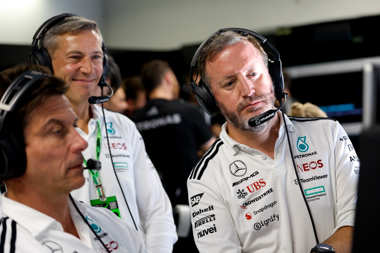 メルセデスF1チーム代表トト・ウォルフとブラッドリー・ロード