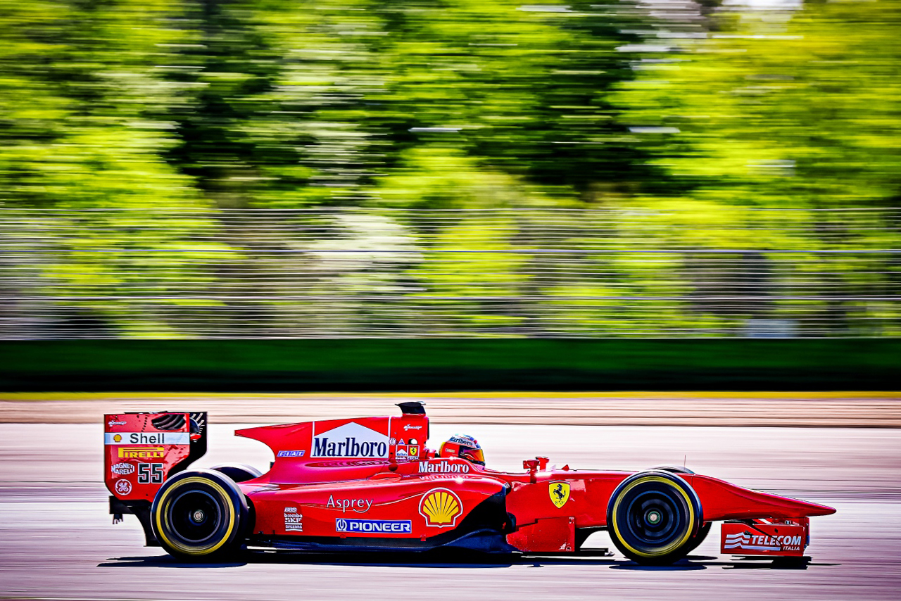 2011年GP2〜2017年FIA F2まで使用されたダラーラGP2/11／フェラーリF1カラーに彩られた