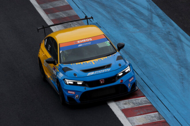 SPOON リジカラ CIVIC（小松一臣／小出峻／三井優介）