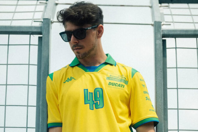 ブラジルカラーのライダーたち／ペットとトレーニングするマルケス兄弟【SNSピックアップMotoGP】