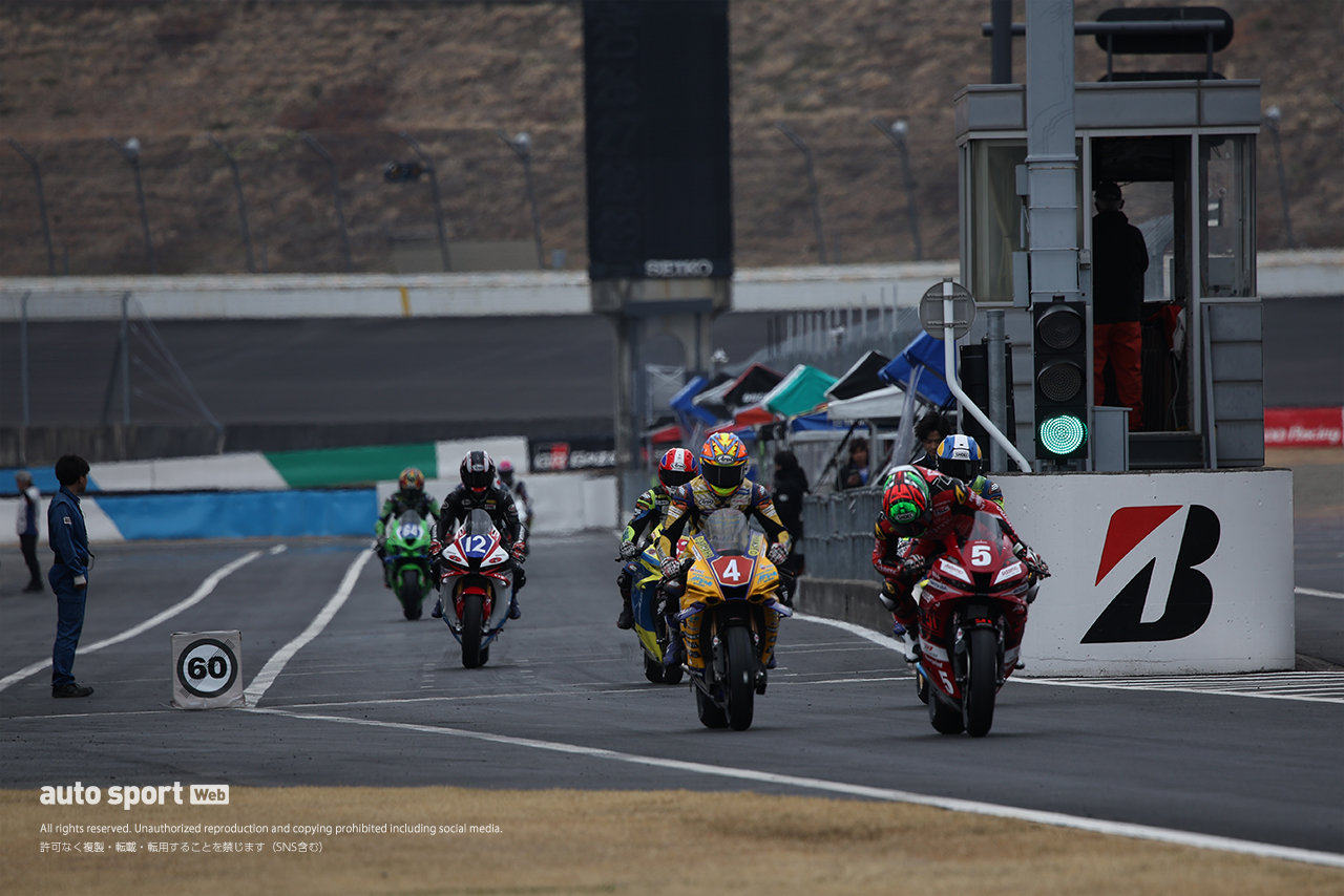 セッションのスタートシーン／2026全日本ロード PRE-TEST “Round ZERO” 1日目
