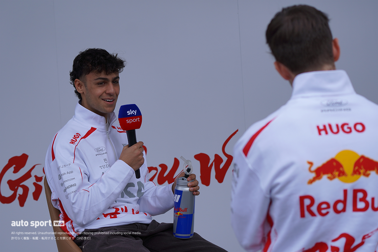 アービッド・リンドブラッド（レーシングブルズ）