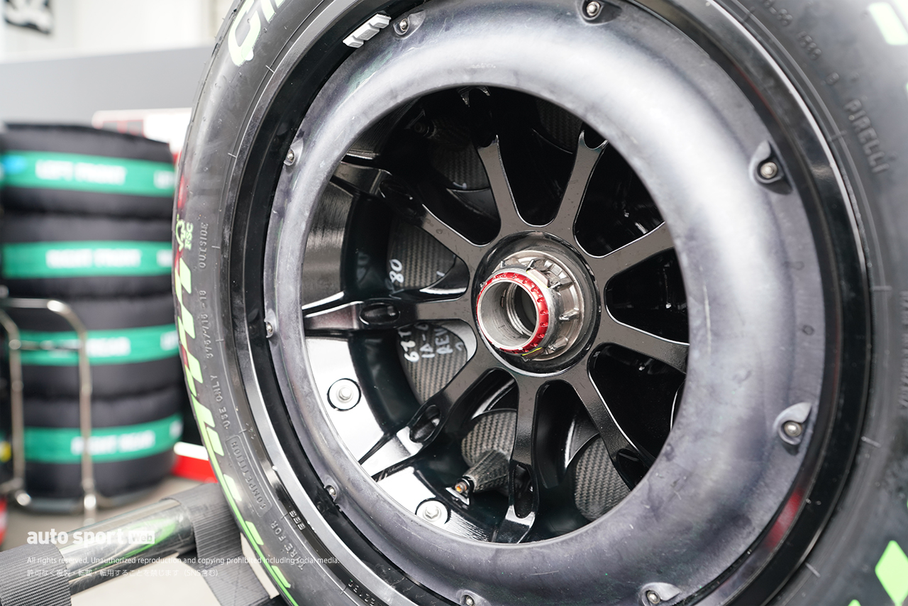 2026年F1第3戦日本GP木曜日　ハースのホイール＆ホイールカバー
